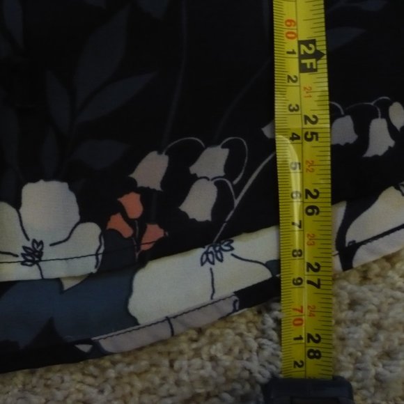 Pleione Dogwood Sleeveless Tie Up Blouse - Picture 8 of 9